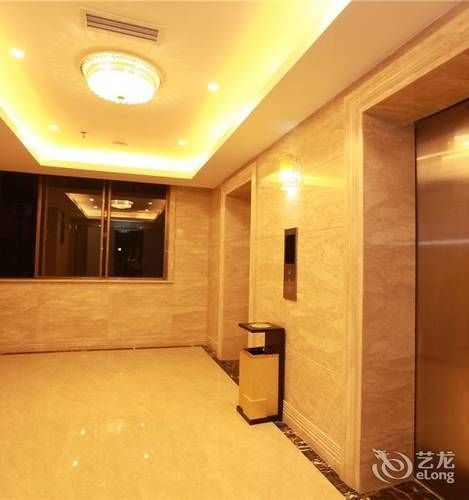 Jiayun Hotel Chengdú Exterior foto